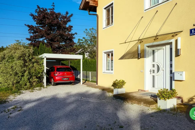 Rodinný domek s přístřeškem GARDEON