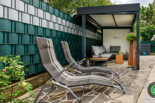 Posezení k odpočinku v přístřešku GARDEON