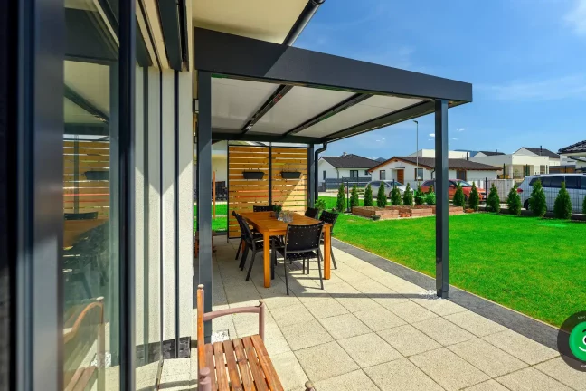GARDEON pergola u rodinného domu