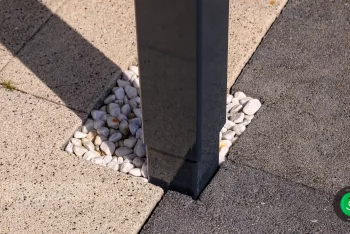 Detail postranního sloupu pergoly