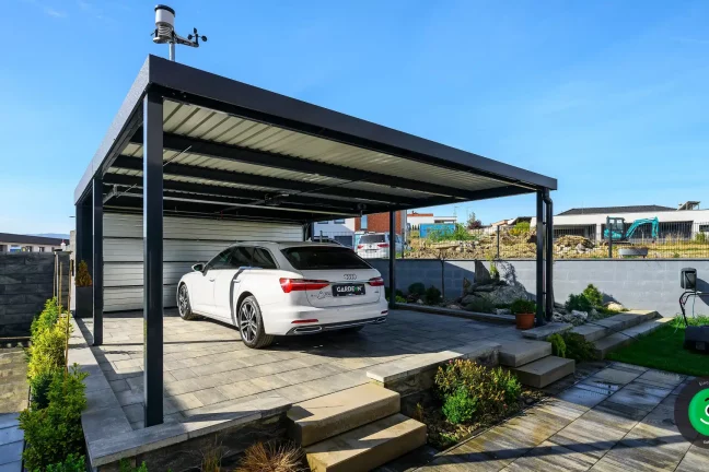 GARDEON přístřešek se zavřenými sekčními vraty