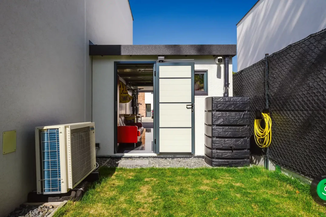 Zadní dveře garáže gardeon pro jedno auto